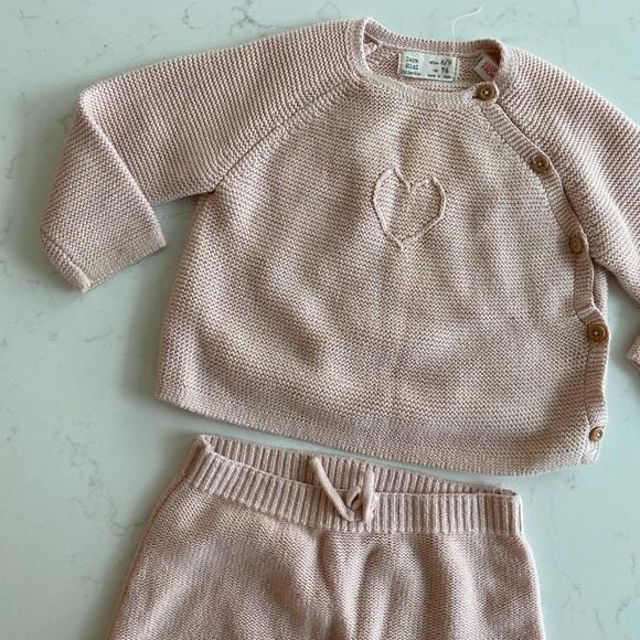 ZARA knit set, 6-9 months - Picture 3 of 4
